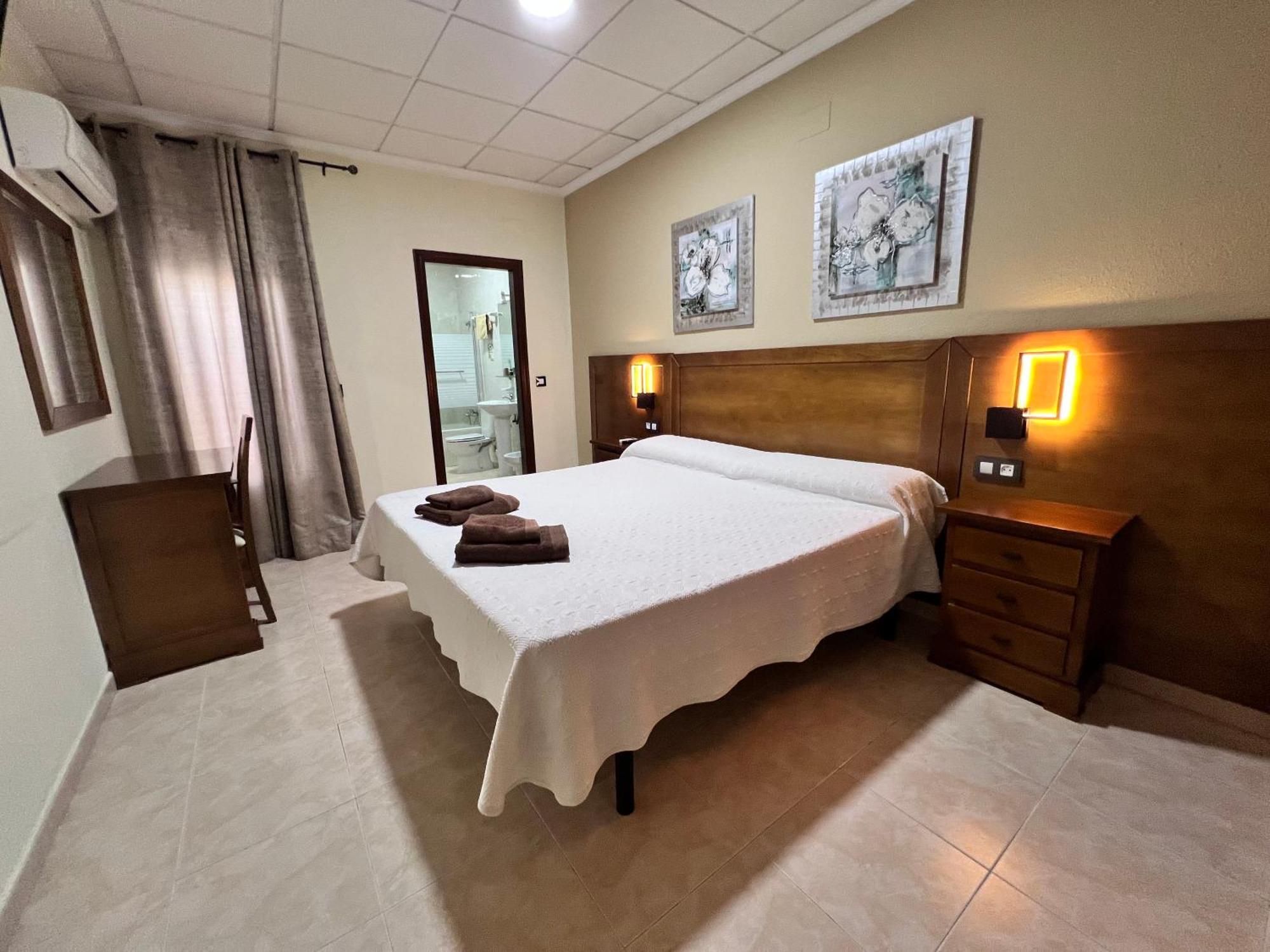 Hotel Don Juan Puente de Génave Zewnętrze zdjęcie