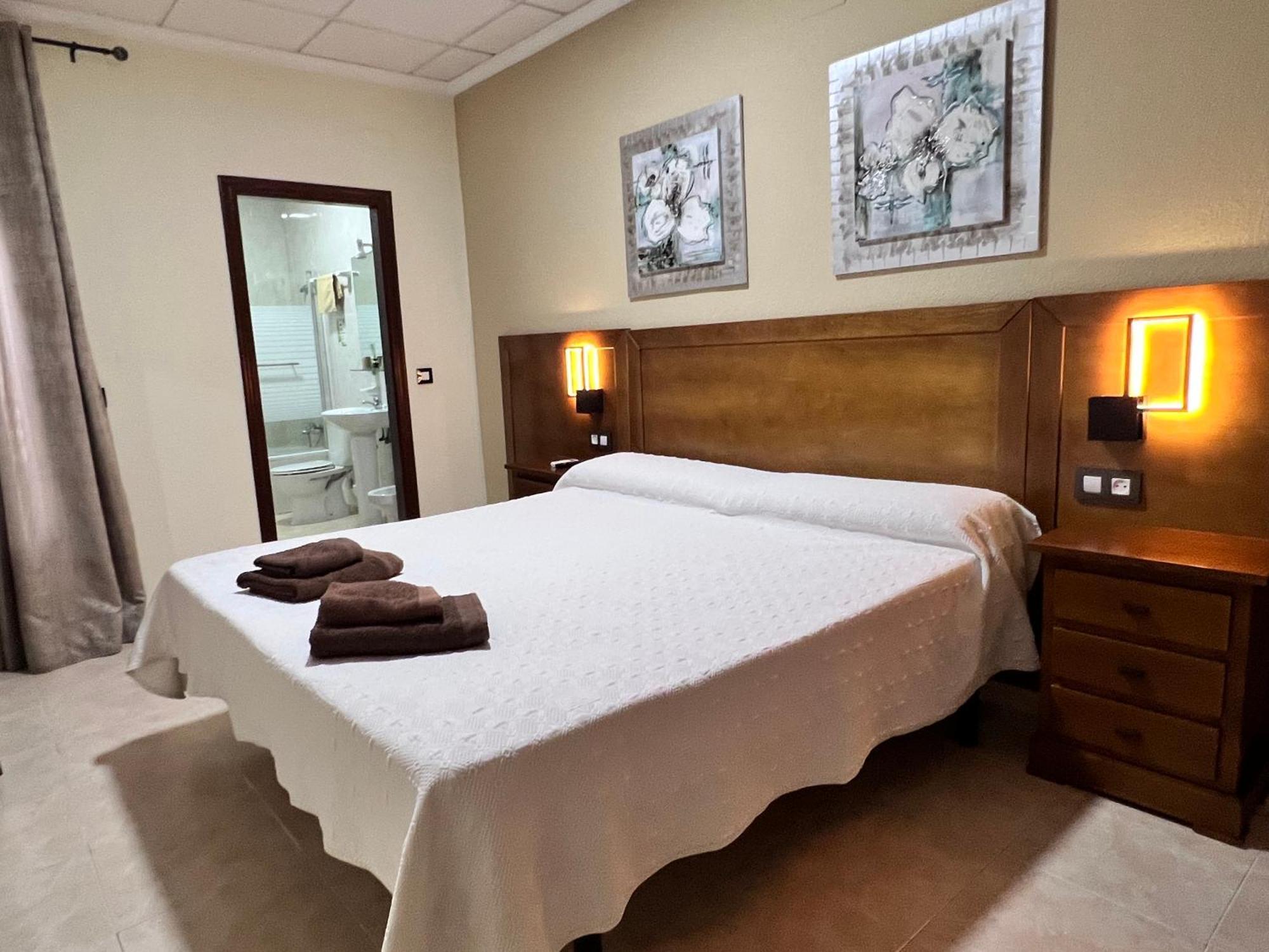 Hotel Don Juan Puente de Génave Zewnętrze zdjęcie