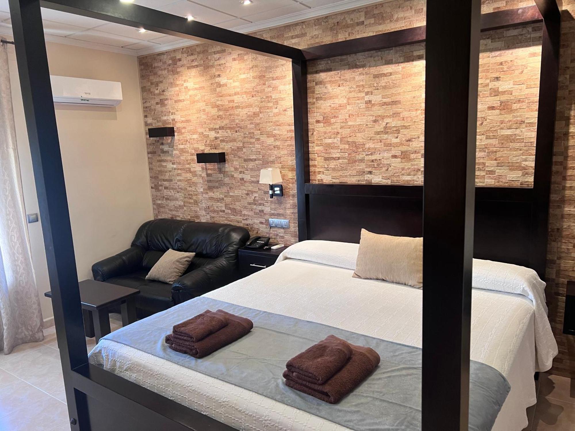 Hotel Don Juan Puente de Génave Zewnętrze zdjęcie