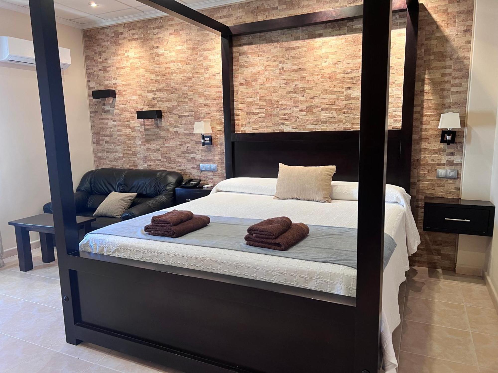 Hotel Don Juan Puente de Génave Zewnętrze zdjęcie